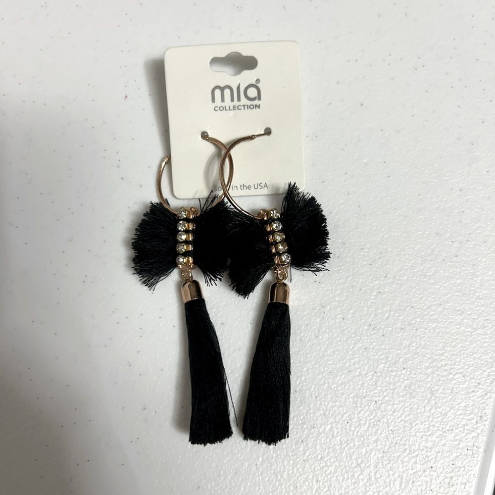 NWT Mai Collection Black & Gold rhinestone hoop tassel earrings
